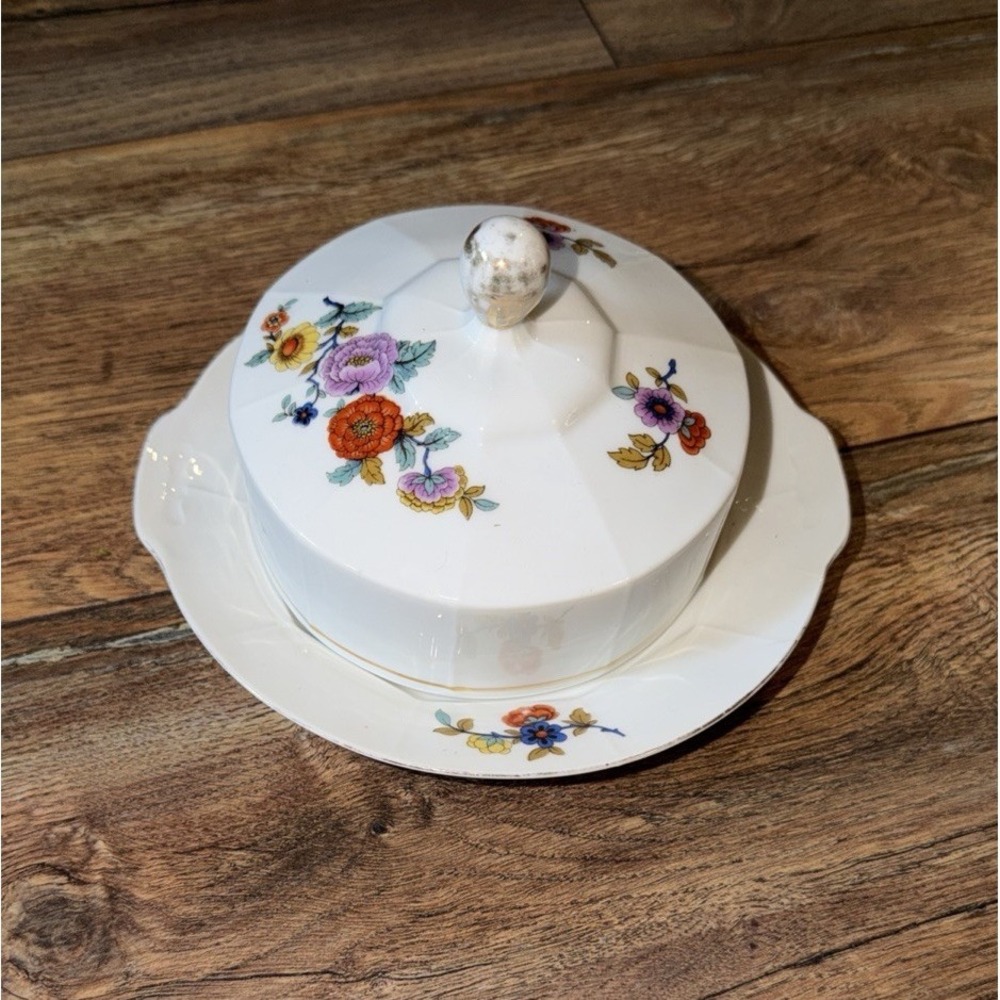 Vtg Germany Floral Porcelain Butter‎ Dish w/ Lid – Gold Trim – Cottage Style